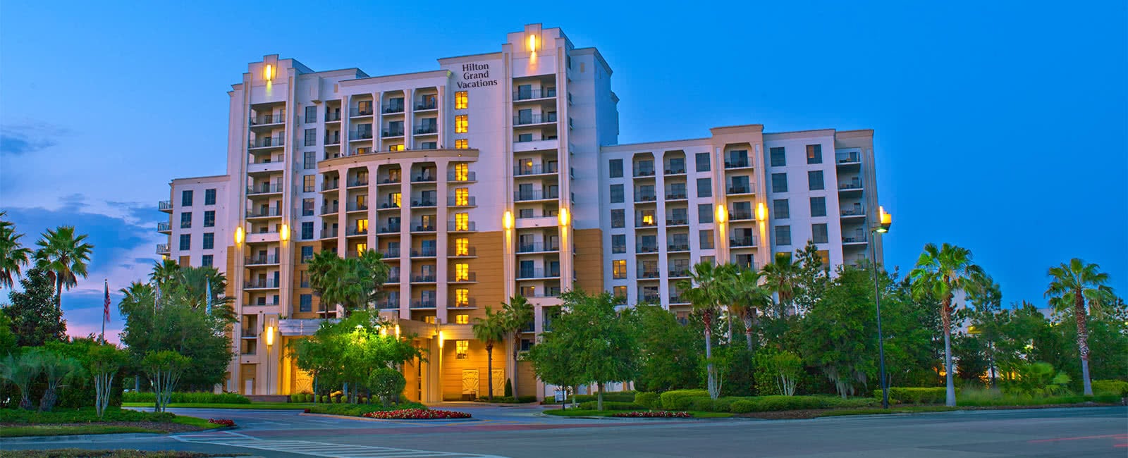 Las Palmeras by Hilton Grand Vacations